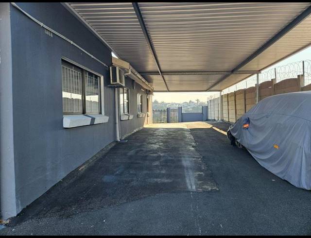 4 BEDROOM HOUSE FOR SALE IN SYDENHAM